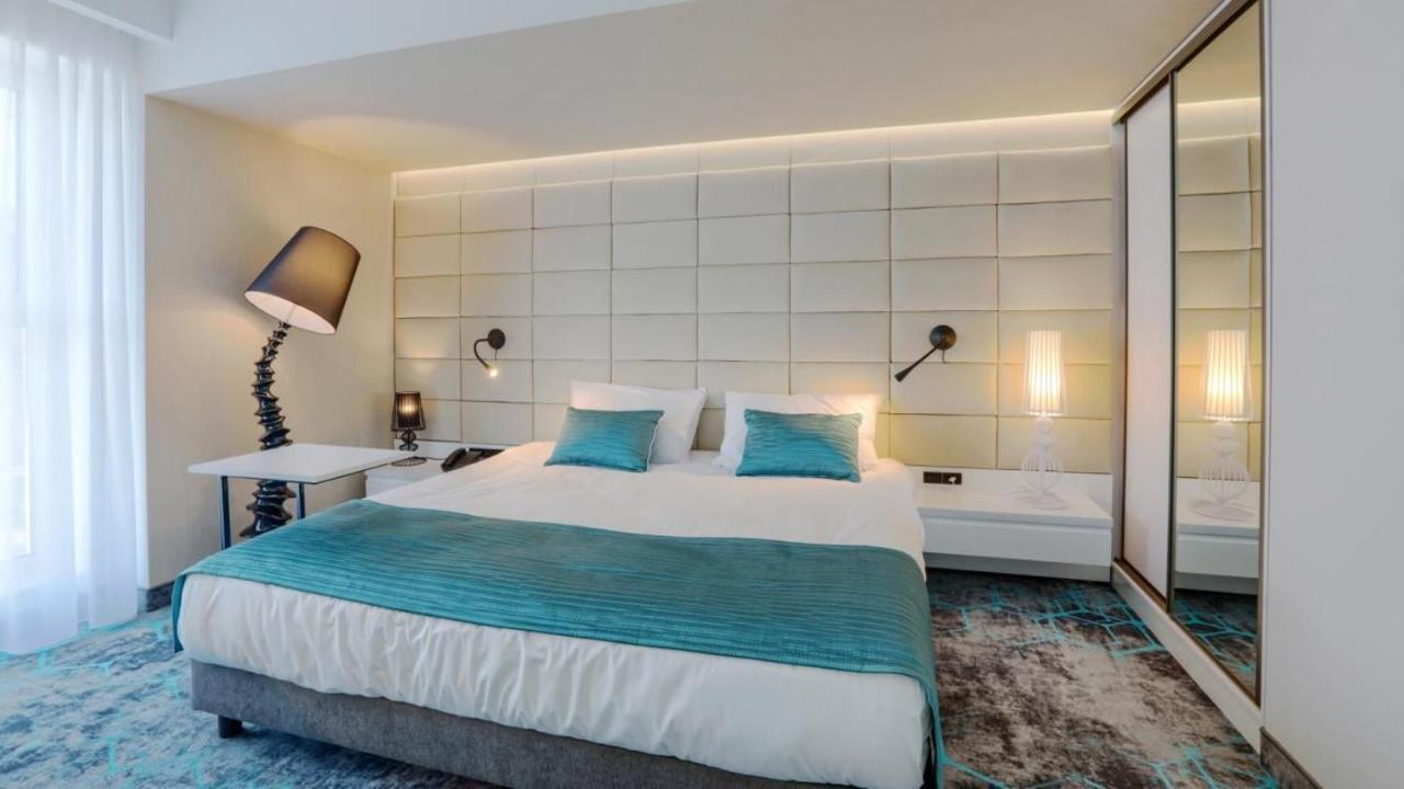 Ibis Styles Nowy Sacz Hotell Exteriör bild