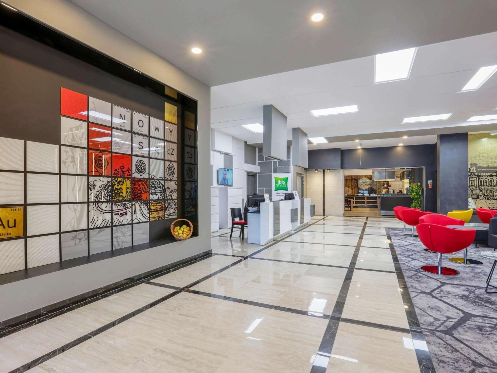 Ibis Styles Nowy Sacz Hotell Exteriör bild