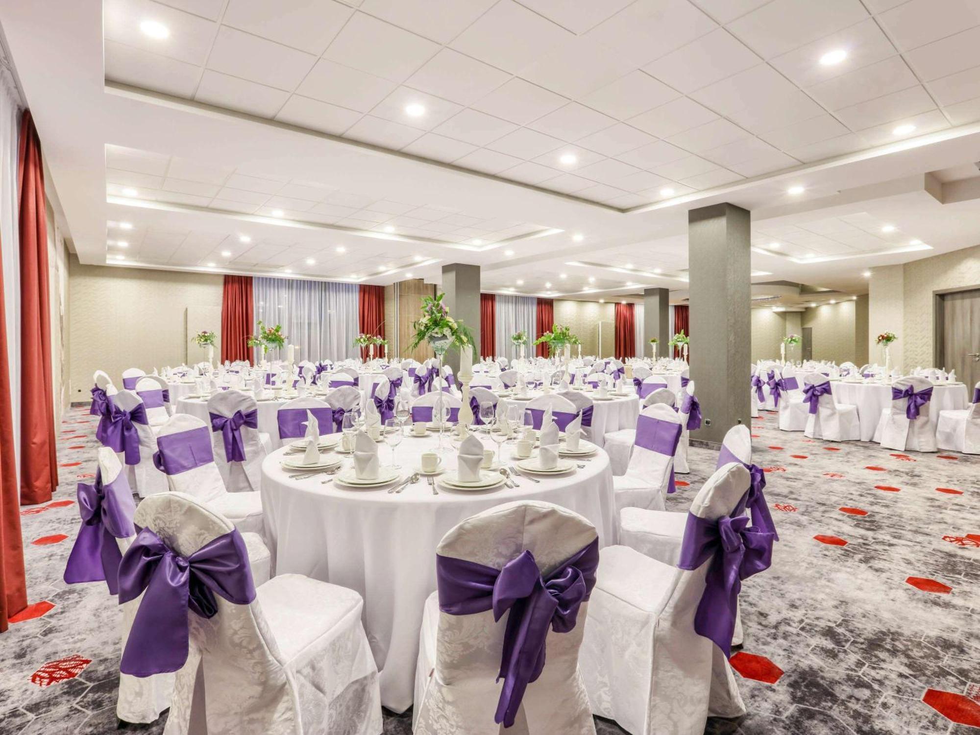 Ibis Styles Nowy Sacz Hotell Exteriör bild