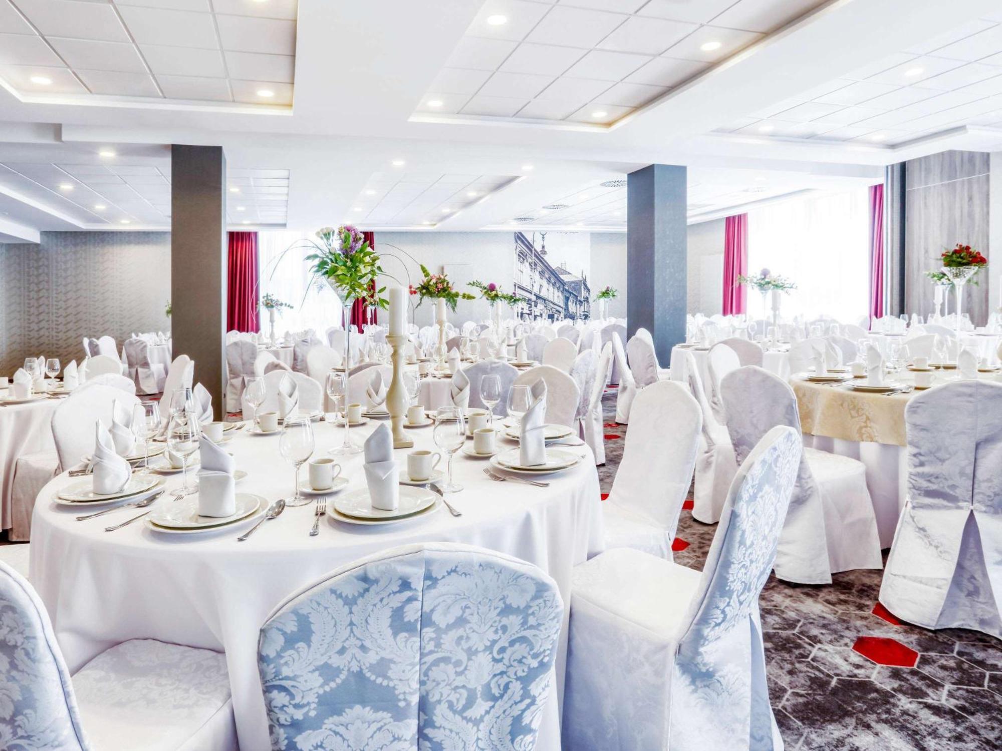 Ibis Styles Nowy Sacz Hotell Exteriör bild