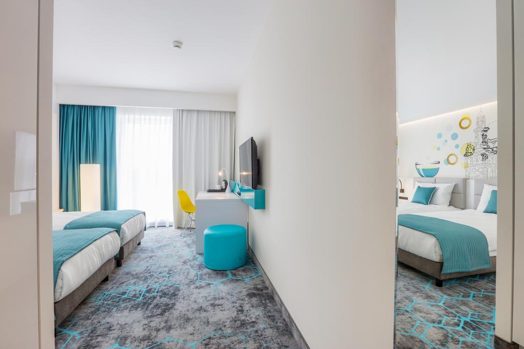 Ibis Styles Nowy Sacz Hotell Exteriör bild