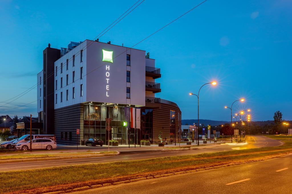Ibis Styles Nowy Sacz Hotell Exteriör bild