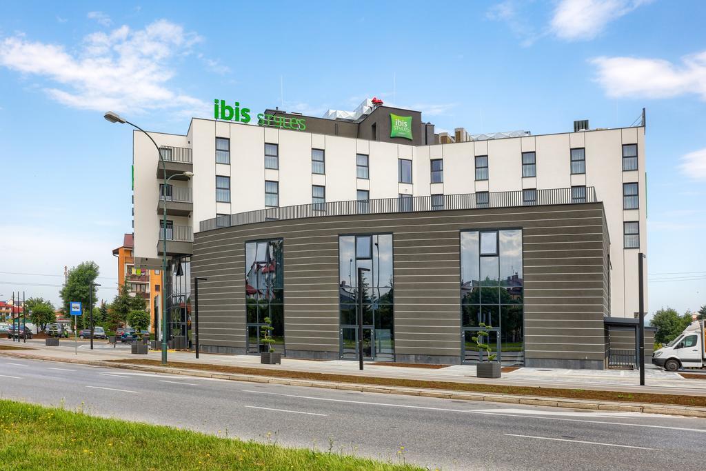 Ibis Styles Nowy Sacz Hotell Exteriör bild