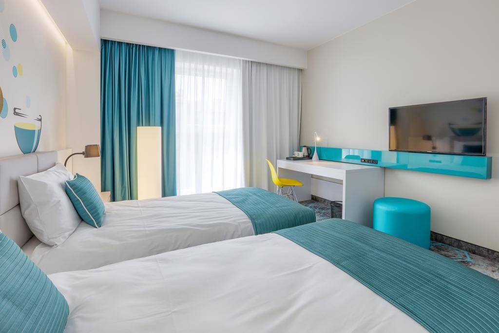 Ibis Styles Nowy Sacz Hotell Exteriör bild